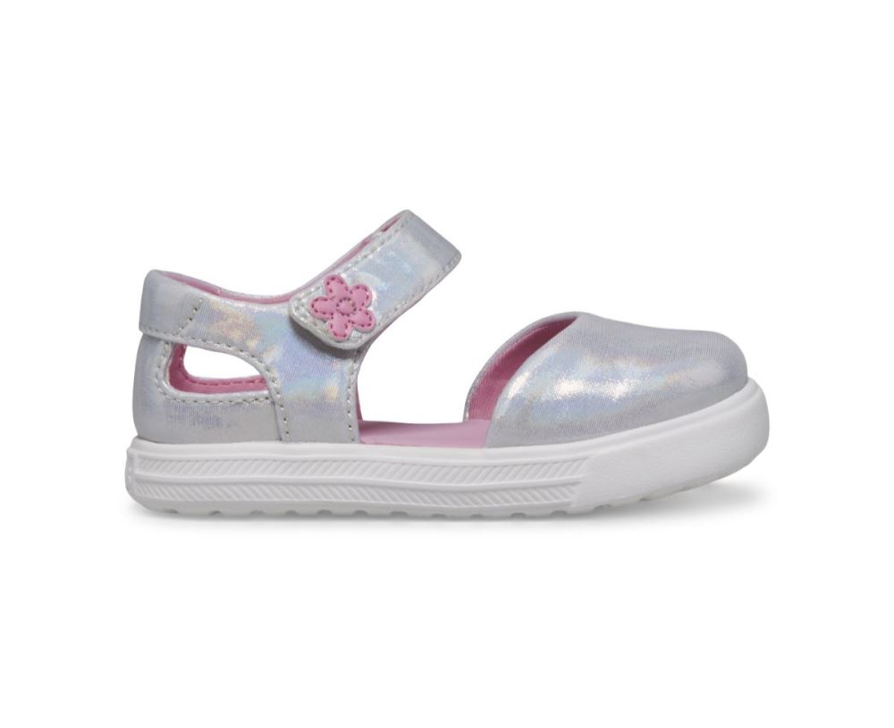 Big Kid Finlee Flex Sandal Iridescent 0VzZIRE4