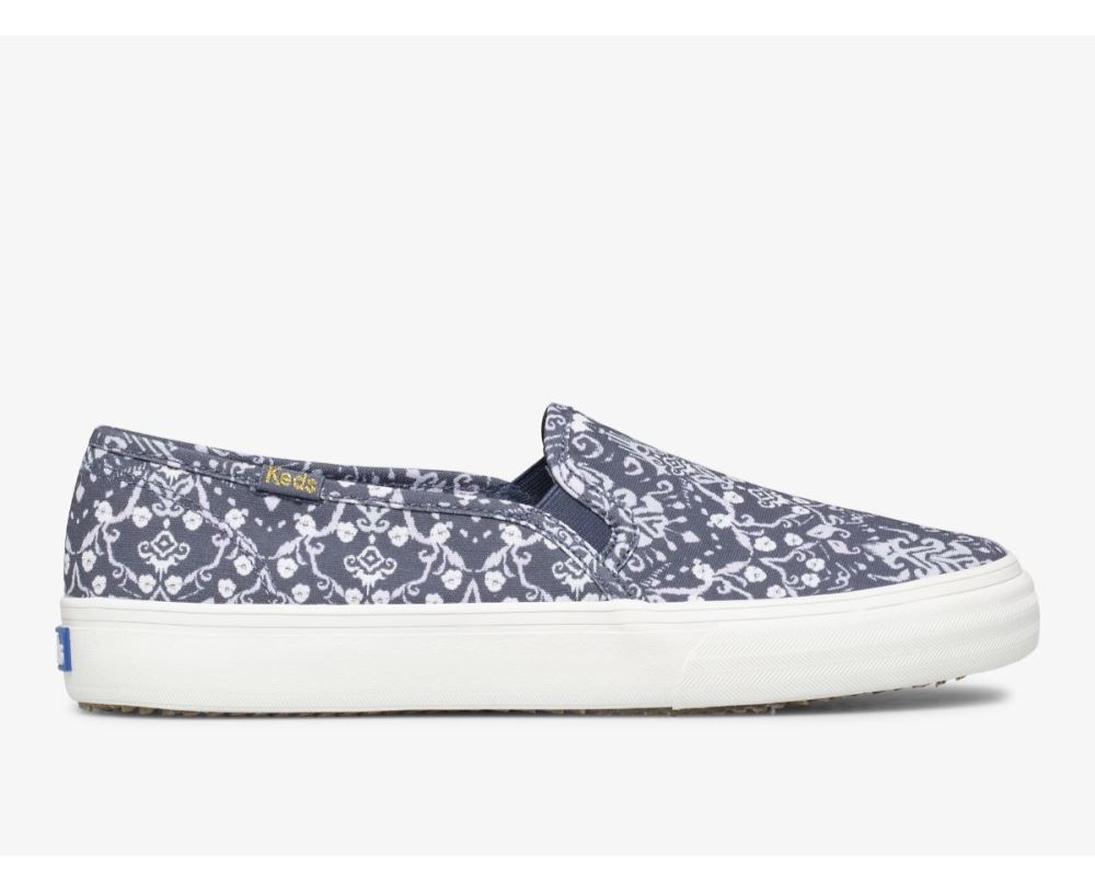 Women Double Decker Mosaic Canvas Slip On Sneaker Blue oaWjv2K0